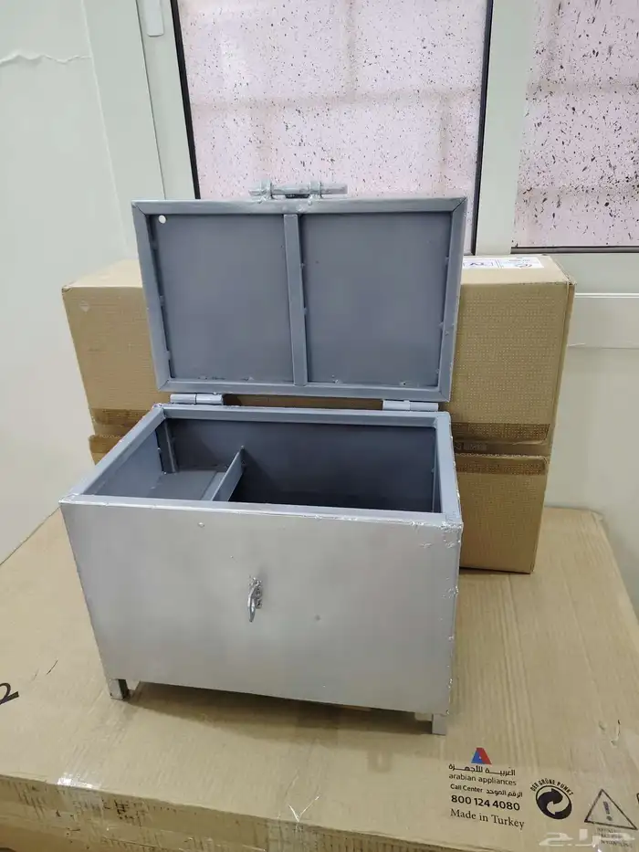 صندوق حديد للبيع 3