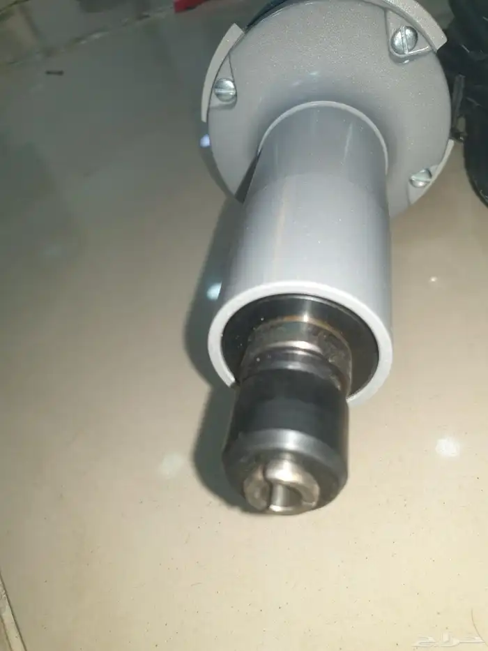 جراندر ماركة بوش صناعة الماني اصلي جديد.مخزن منذ 21 سنه 26