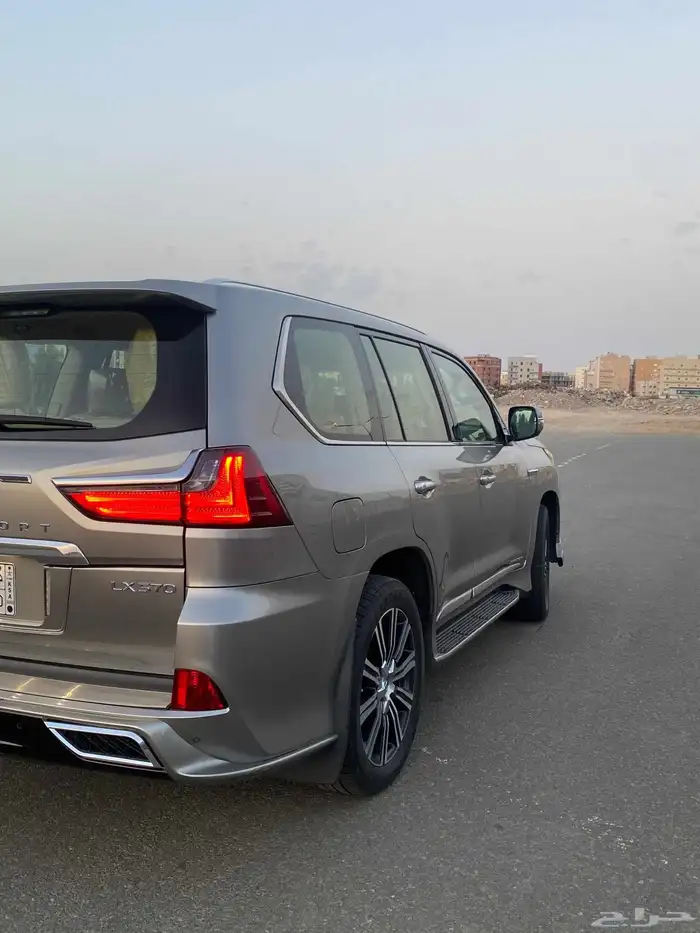 جيب لكزس LX 570 2017 2
