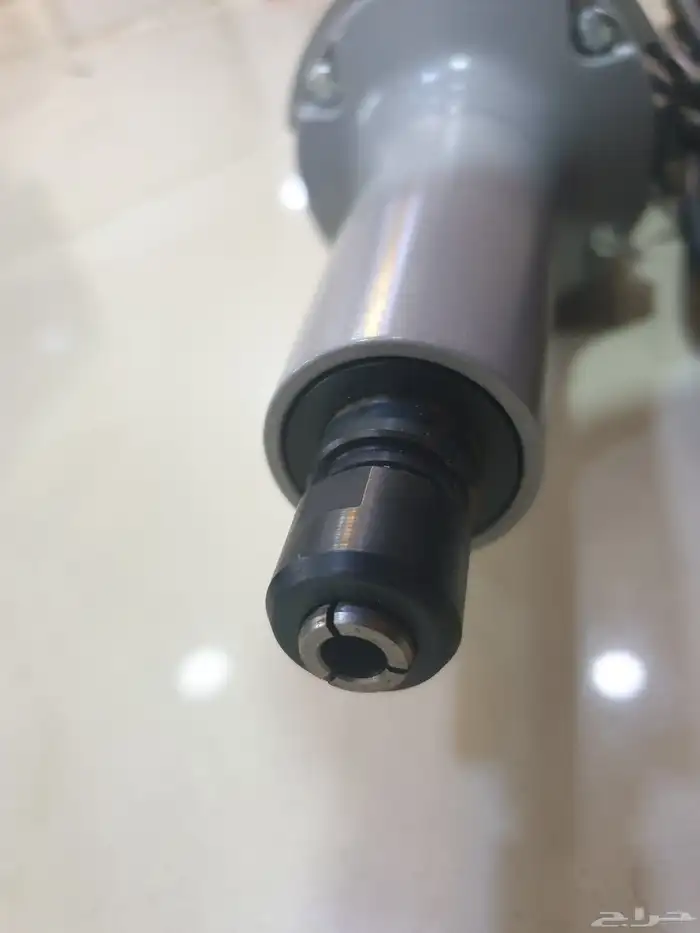 جراندر ماركة بوش صناعة الماني اصلي جديد.مخزن منذ 21 سنه 23