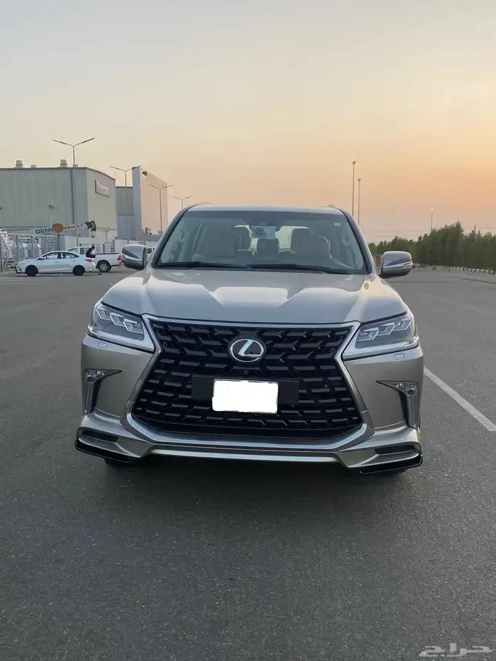 جيب لكزس LX 570 2017 0