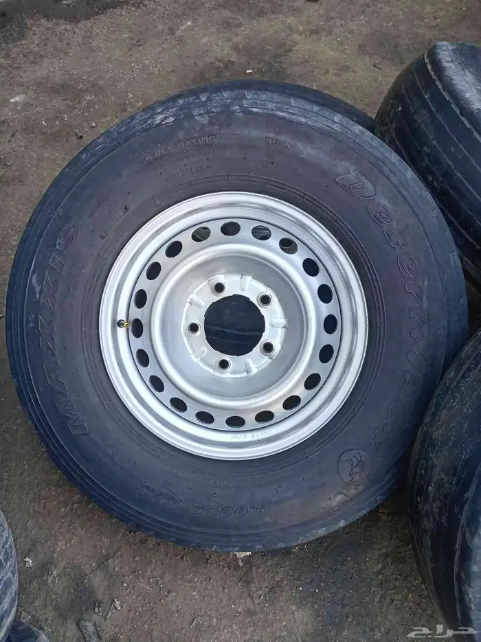 جنوط جيب لاندكروزر هلل خمسه مسمار صيني درجه كفرات بالون17 2
