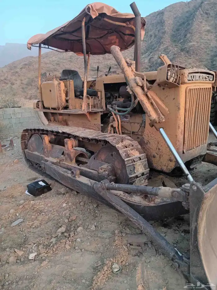 بلدوزر 15 8