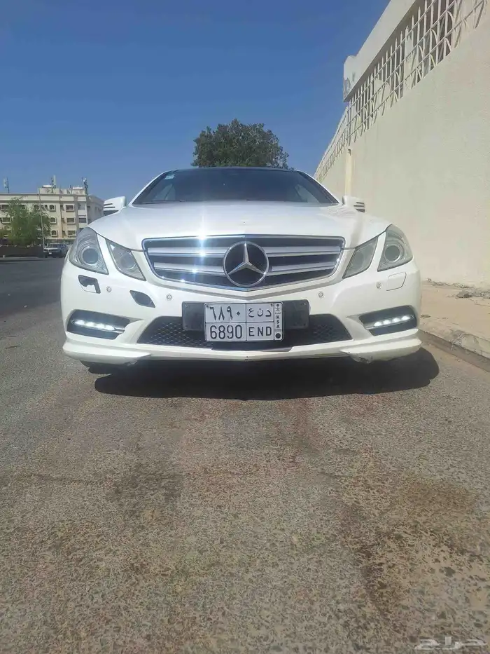 مرسيدس E كوبيه كت AMG وكاله من الصدام للصدام علي الشرط 0