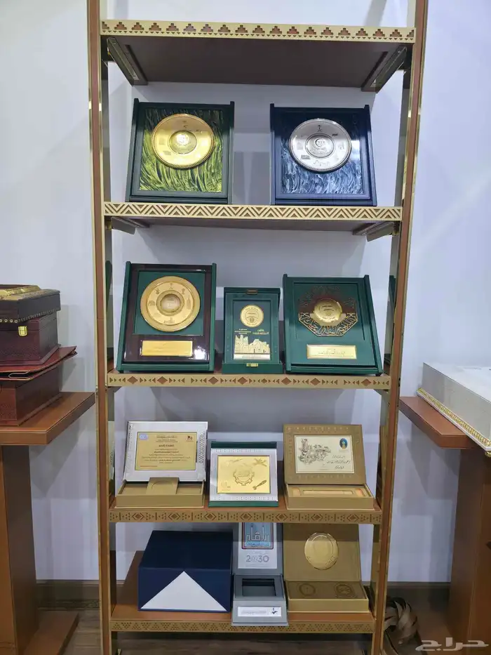 أسوار لوحات حروف بنر ستيكر كروت كلادينج اكرليك ألمنيوم 8