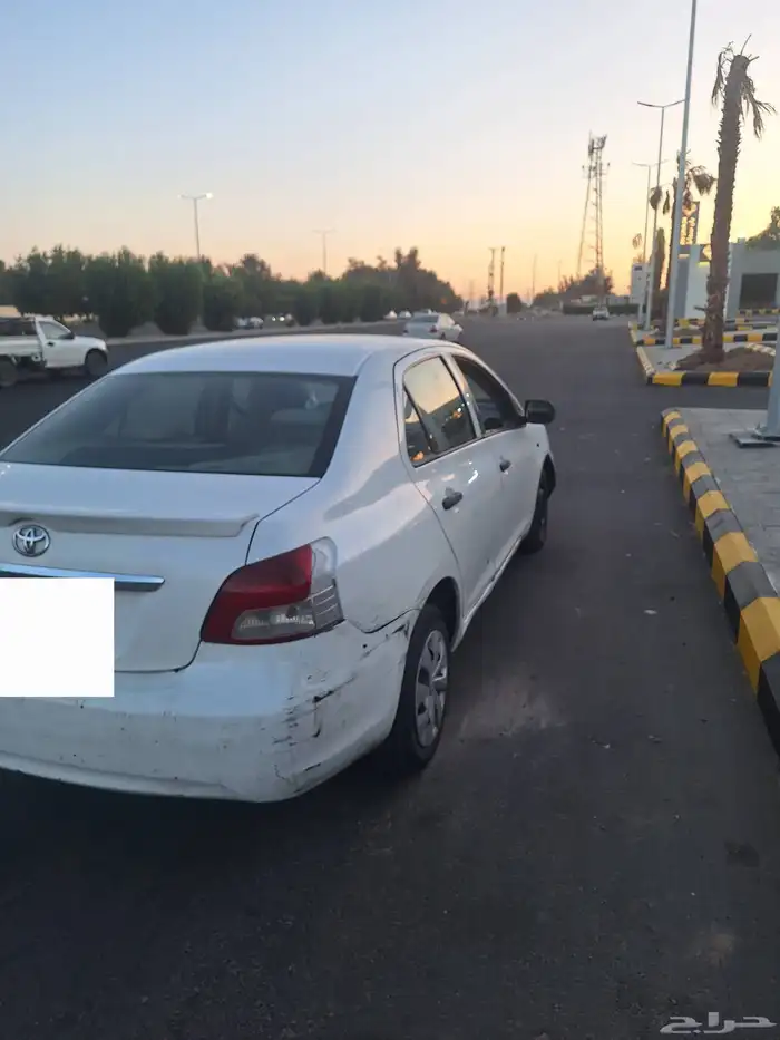 تويوتا يارس 2009 مفحوص ومجدد لا تخلو من الخدوش ممشي 470 0