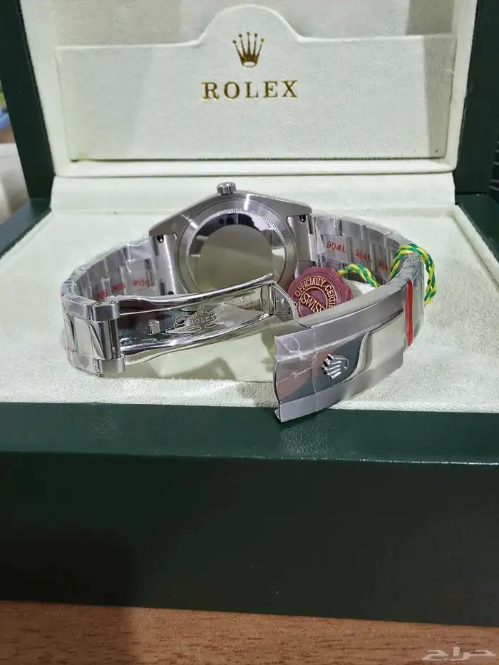 ساعة رولكس سكاي دولر Rolex Sky-Dweller رجالي لون أخضر 2