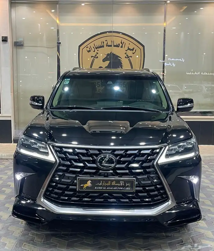 جيب لكزس ال اكس 570 موديل 2020 2