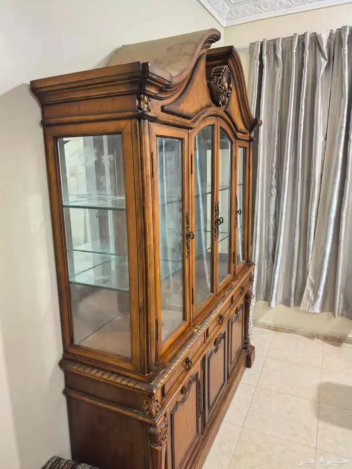 اثاث مختلف بحالة ممتازة جدا 7