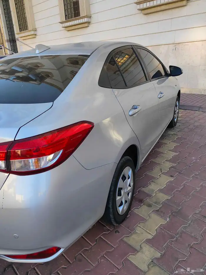 تليوتا يارس 1