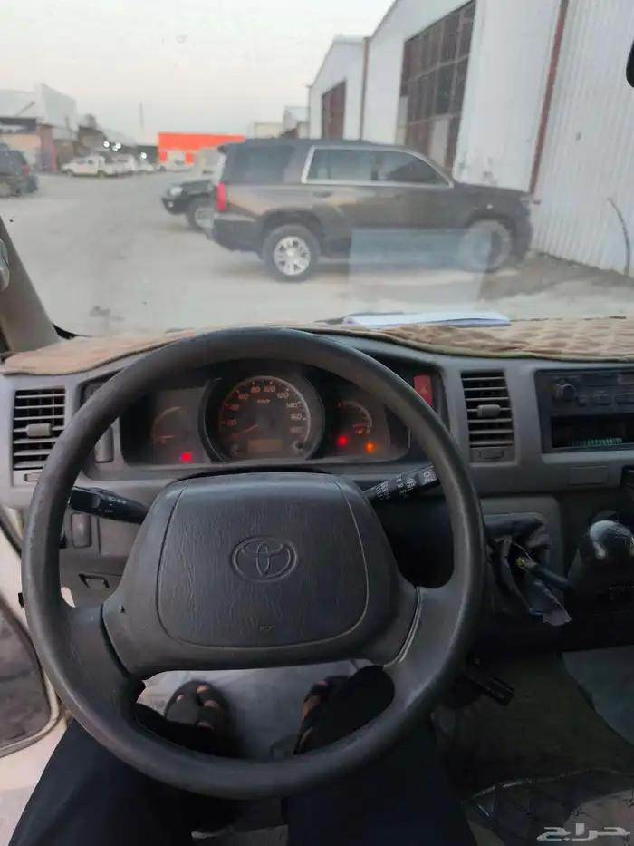 باص بضاعة تايوتا هايس 2012 5