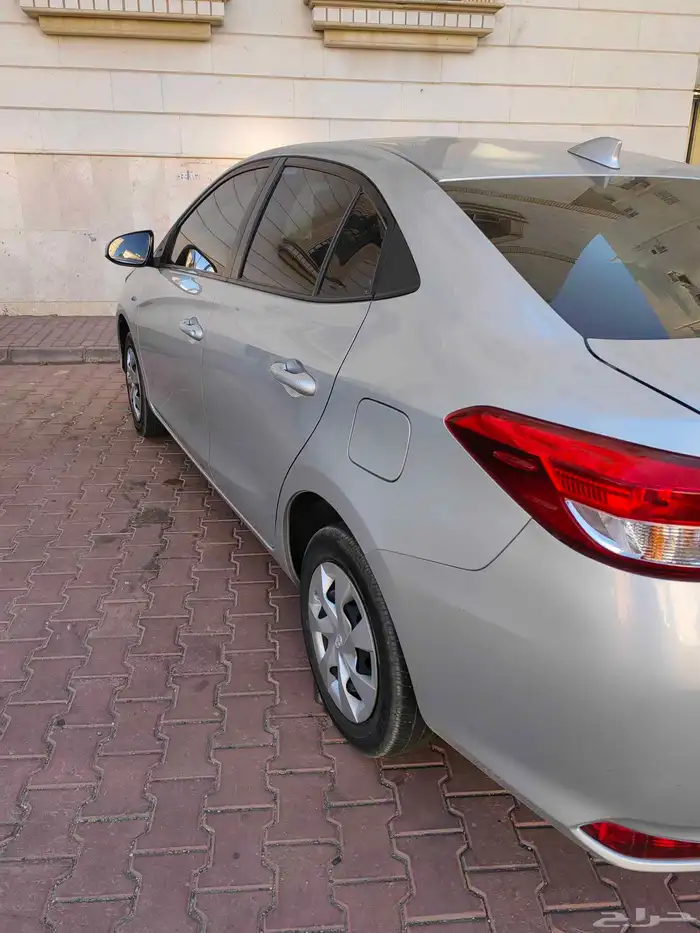 تليوتا يارس 2