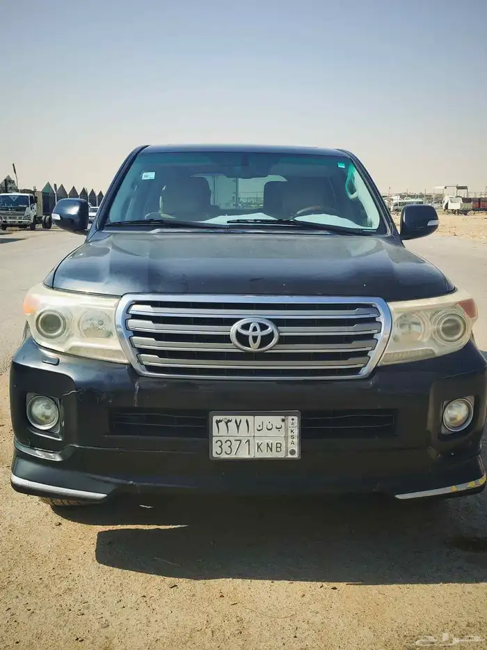 تويوتا لاند كروزر VX. R 2012 v8 6