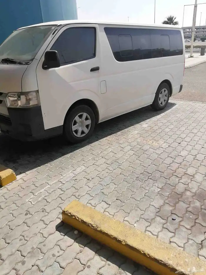 يتوفر لدينا باصات إيجار 15 راكب يومي شهري السائقين في جدة 0