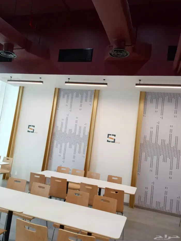 فني دهانات محترف   جميع أنواع الدهانات والديكورات 24