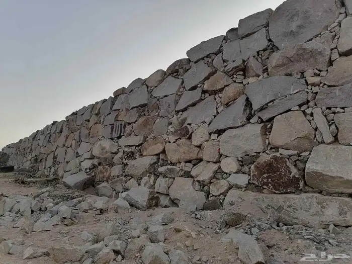 ابو علي لاقص وبناء الحجر 3