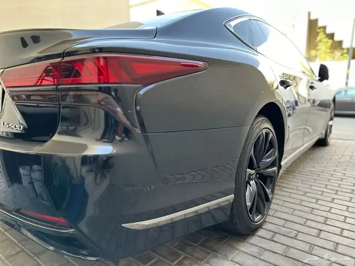لكزس LS500 F SPORT 2018 9