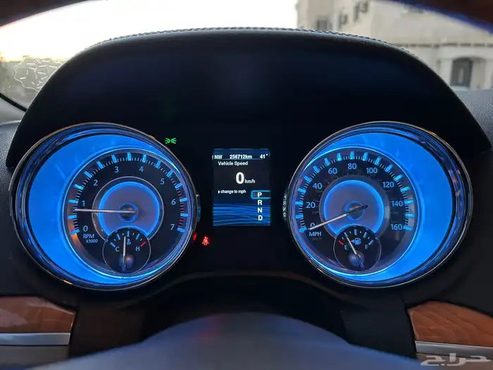 كرايزلر C300 مديل 2013 هيمي 8 سلندر 13