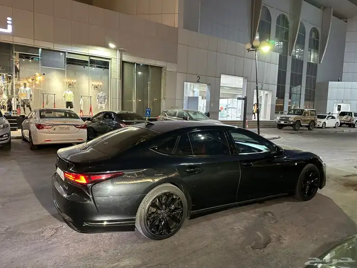 لكزس LS500 F SPORT 2018 26