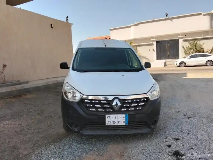 رينو دوكر 5