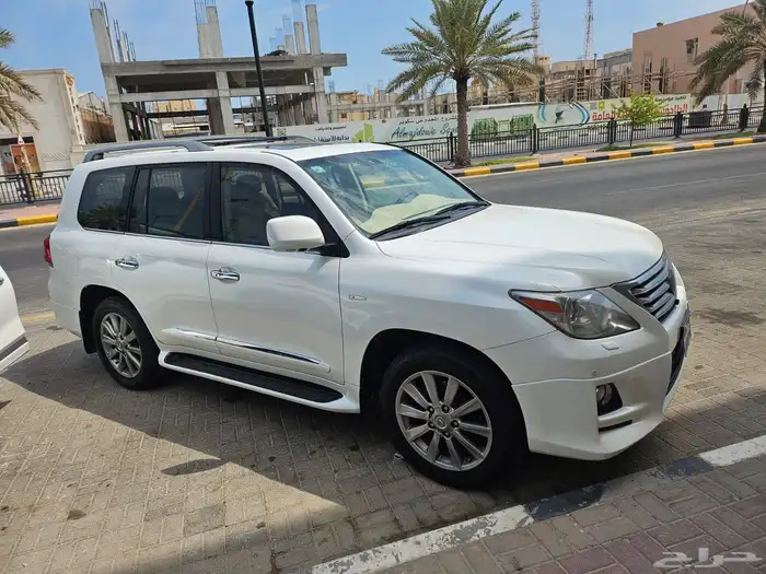 جيب لكزس 2011 6