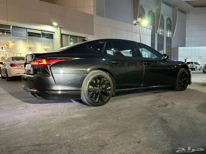 لكزس LS500 F SPORT 2018 28