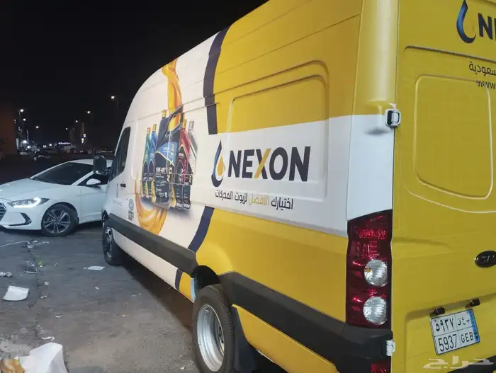 كلادينج لوحات حروف بارزة بديل الخشب بديل الرخام نيون ليد بنر 13