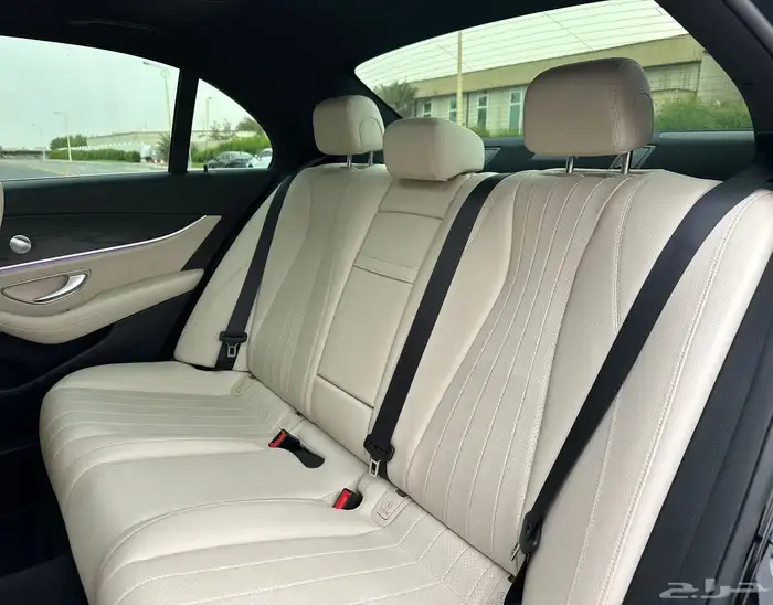 مرسيدس E350 2020 16