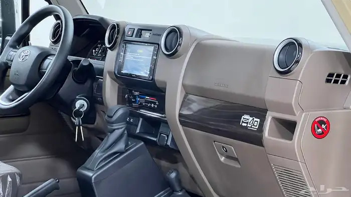 تويوتا شاص V6.2025رفرف بريمي بنزين40عام الدفعة الثانية 11