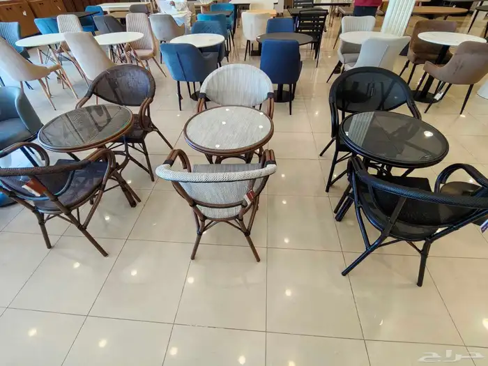 جلسات حديقة خارجية .. جلسات كوفي وشاليهات 23