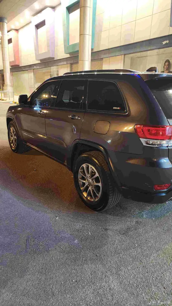 جيب جراند شيروكي ليمتد 2015 V8 دبل قمه في النظافه ماشاءالله 2