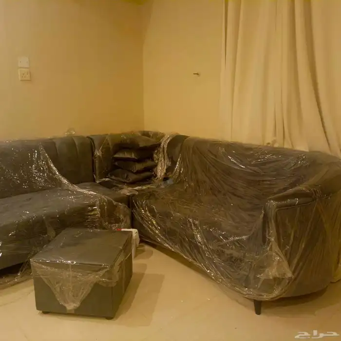 كنب جديد سبب الببع مقص طلع خطاء على الغرفه 1