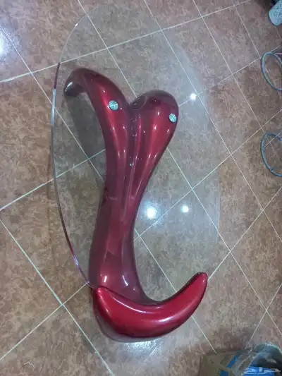 طاولة كبيرة بسطح زجاجي شكل بيضاوي 0