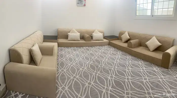 للبيع كنب مجلس4في5 شبه جديد 0