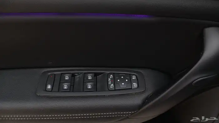 رينو ميجان E 2024 13