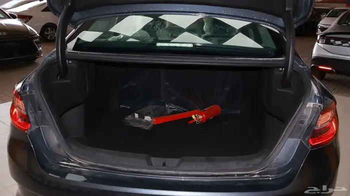 رينو ميجان 2024 9