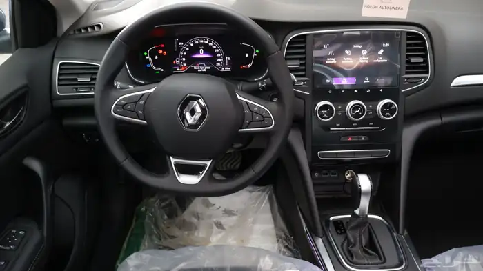 رينو ميجان 2024 32