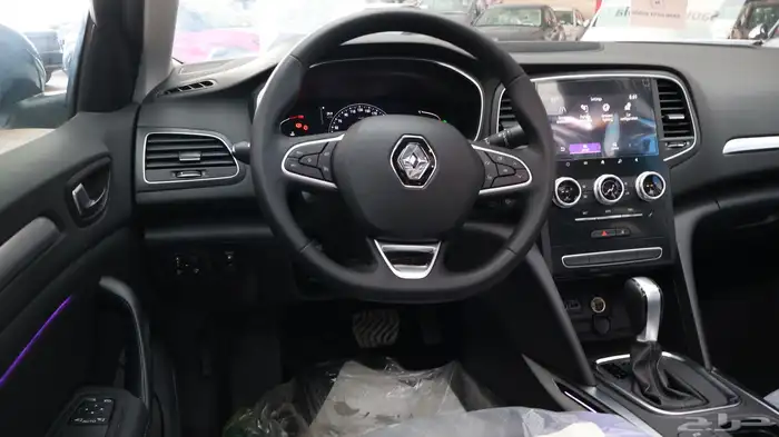 رينو ميجان 2024 33