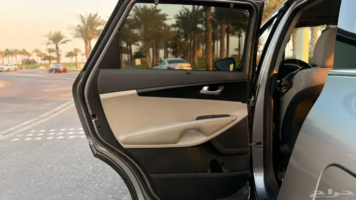 كيا سورنتو 2020 V6 دبل 9