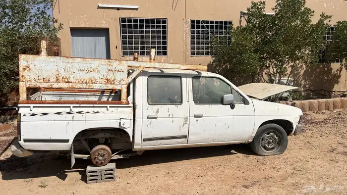 للبيع ددسن تشليح مسقطه موديل 1995 0