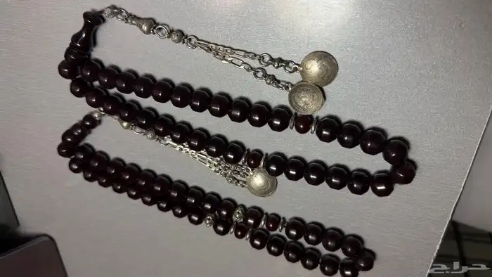 سبحتين ألماني صب قديم عنابي مائل للكرزي 0