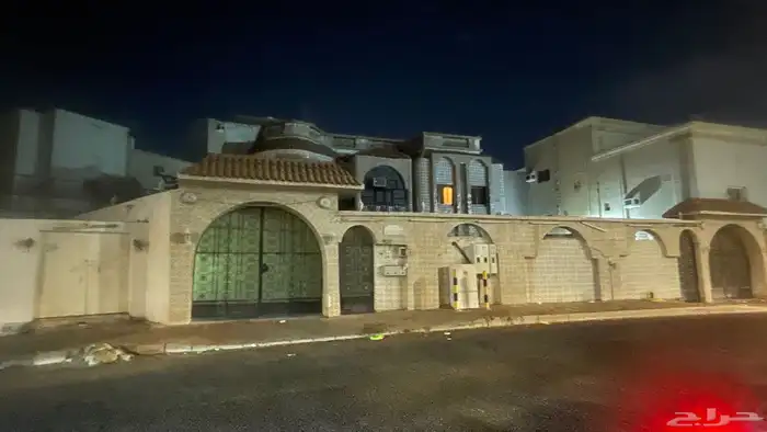عقار للبيع علي مساحة 1056م علي شارع عام موقع متميز 6