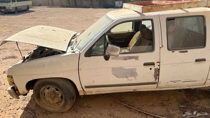 للبيع ددسن تشليح مسقطه موديل 1995 4