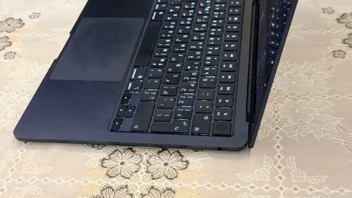 ماك بوك اير m4 2