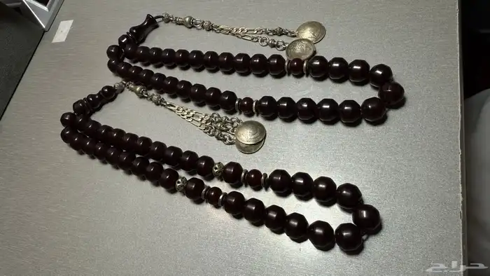 سبحتين ألماني صب قديم عنابي مائل للكرزي 3