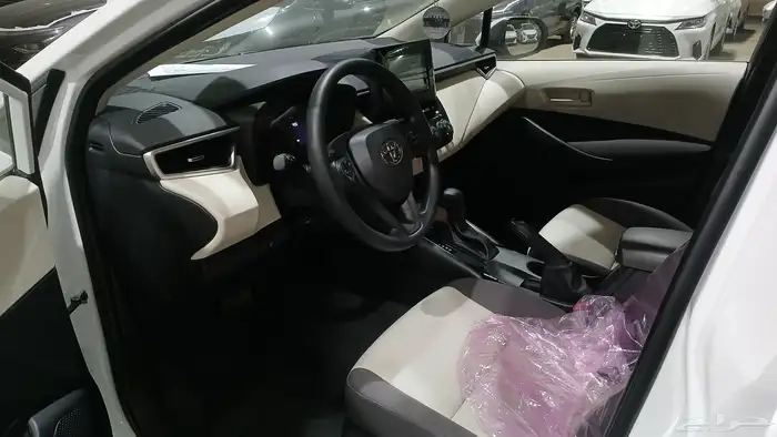 تويوتا كورولا 2.0 استاندر 2024 جديده 4