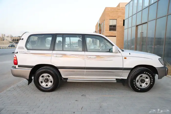 لاند كروزر 2002 وكالة- تم البيع 5