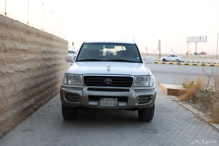 لاند كروزر 2002 وكالة- تم البيع 0