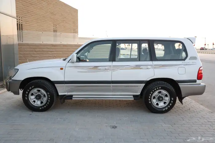 لاند كروزر 2002 وكالة- تم البيع 4