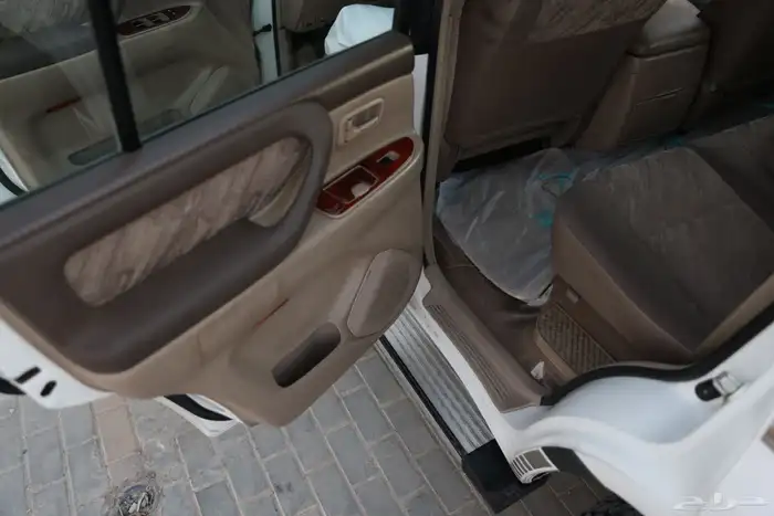 لاند كروزر 2002 وكالة- تم البيع 11